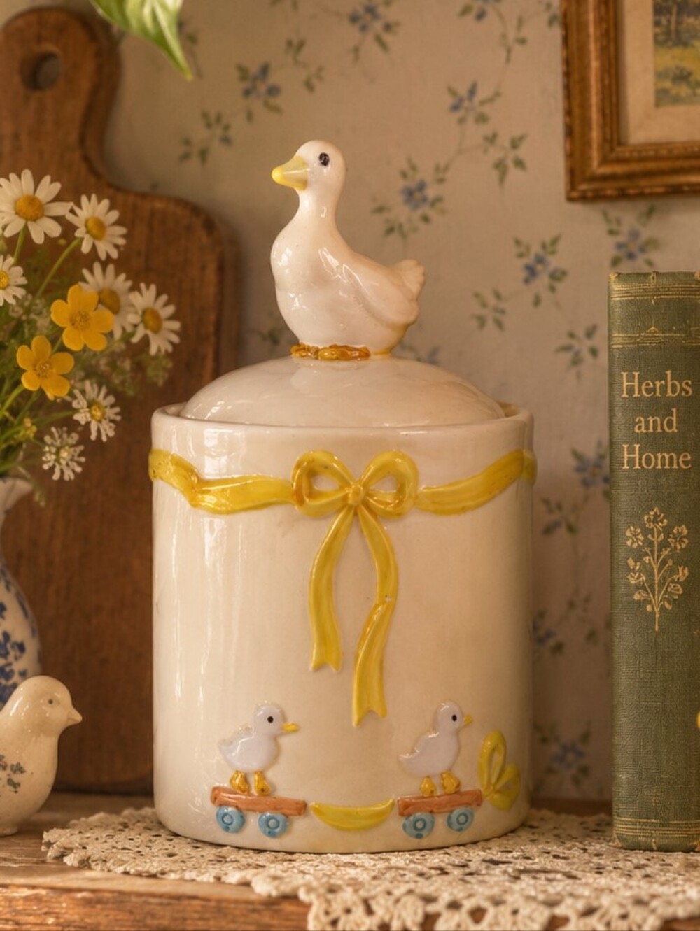 Ebling & Reuss Cottagecore Ceramic Duck Canister
